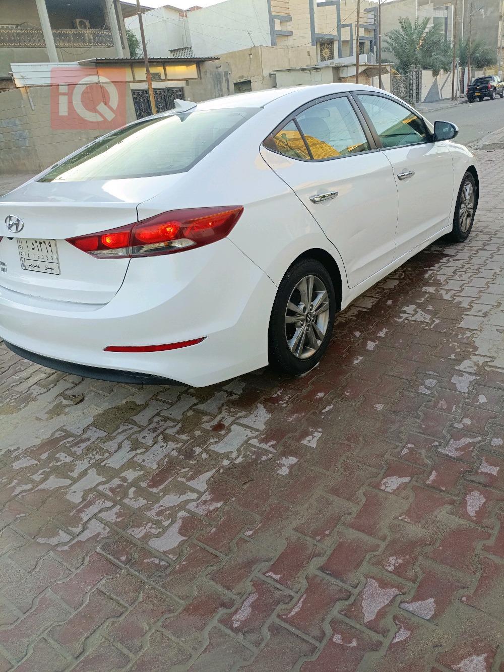 هيونداي النترا